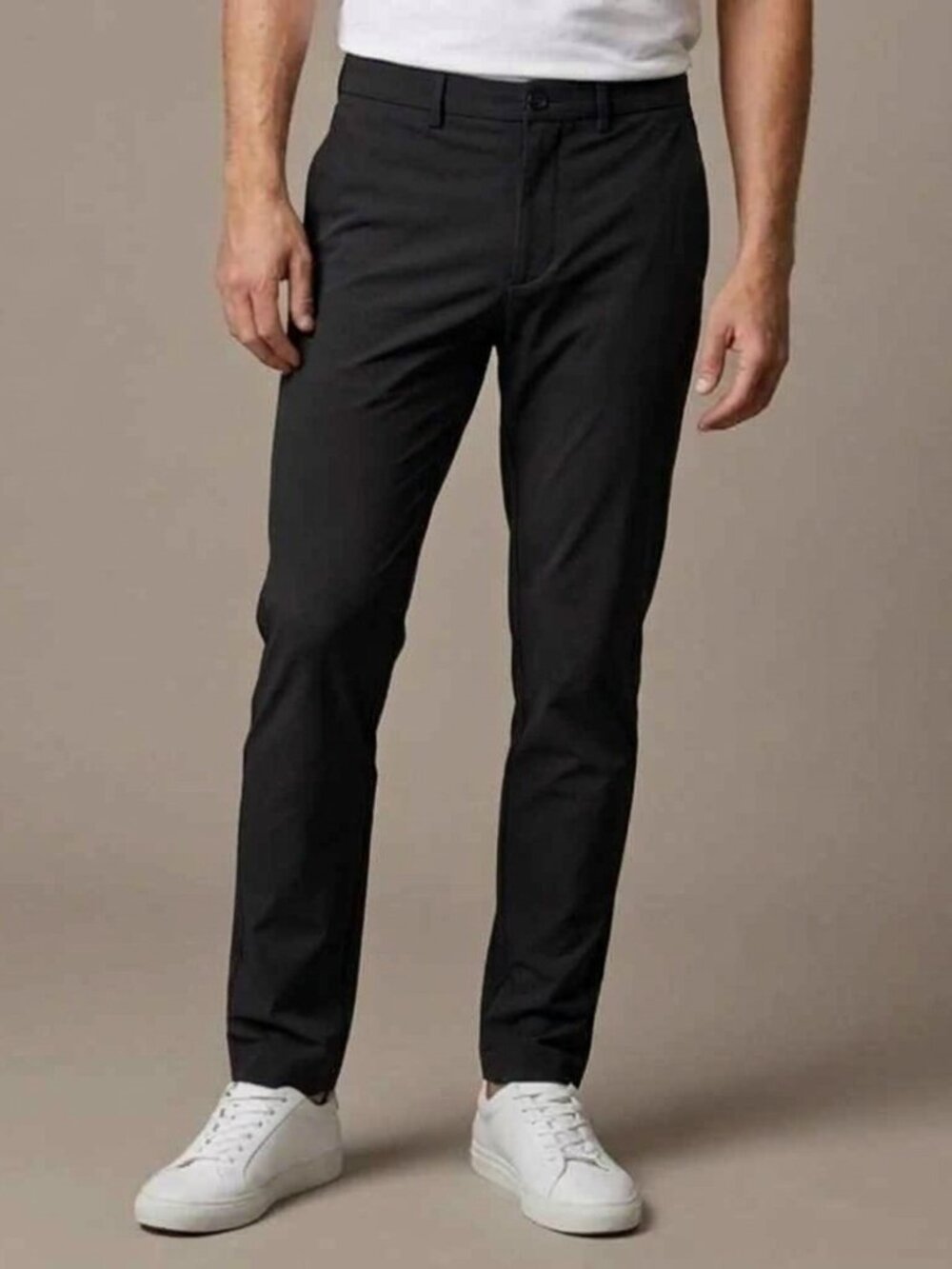Theory Men's Zaine Neoteric Slim Straight Tech Pants Chino Size 33 x 32" Black
